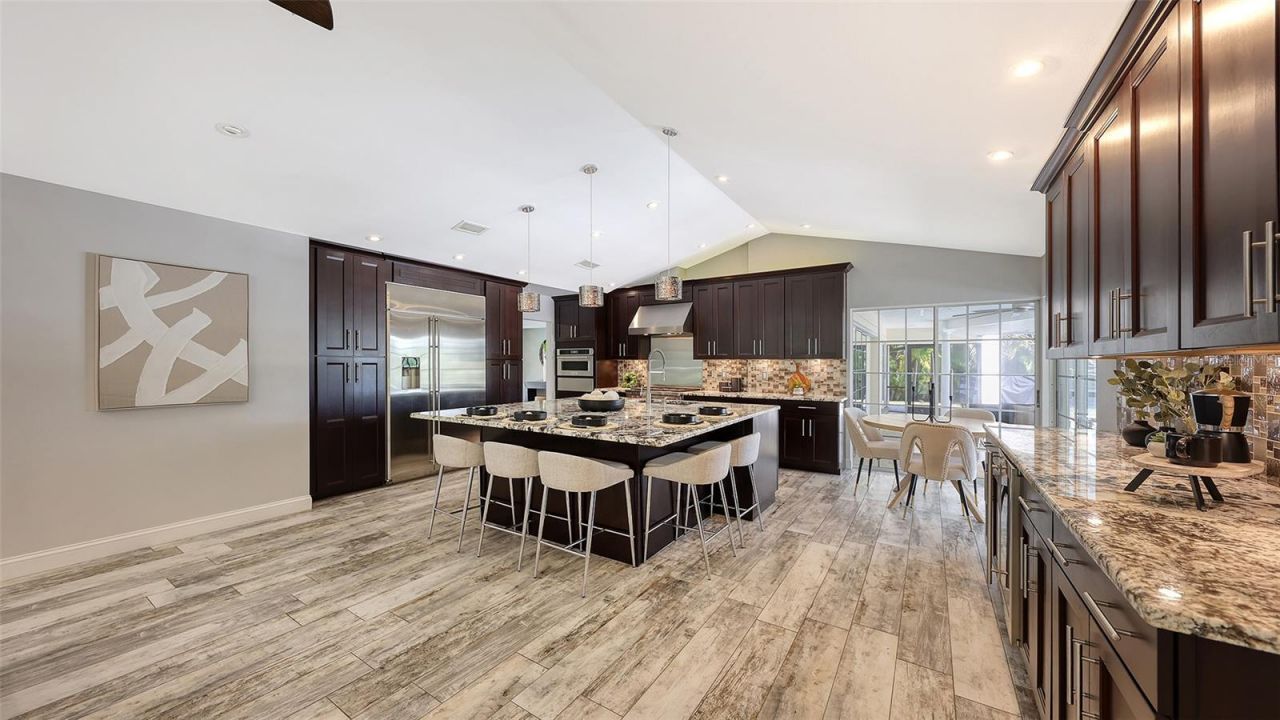 7937 Broadmoor Pines Boulevard, Sarasota, FL 34243 Photo