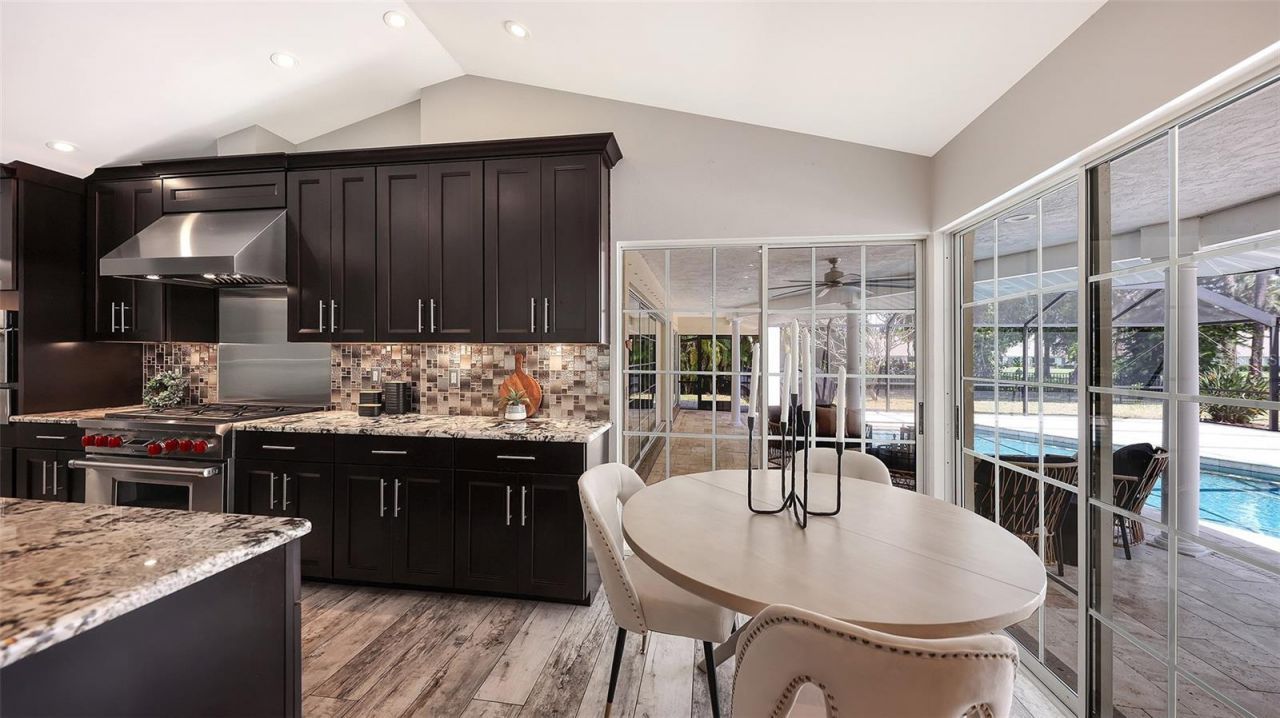 7937 Broadmoor Pines Boulevard, Sarasota, FL 34243 Photo