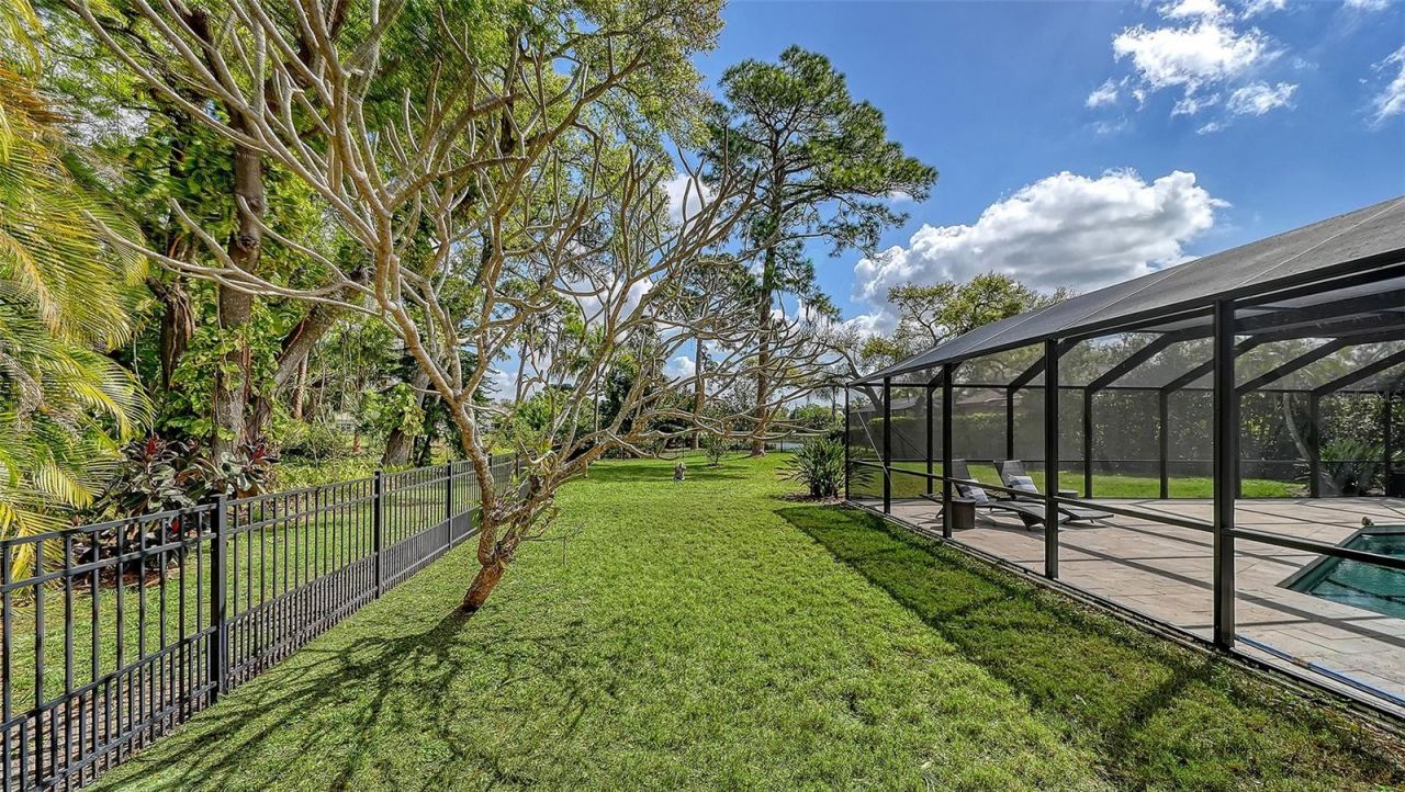 7937 Broadmoor Pines Boulevard , Sarasota, FL 34243 Photo