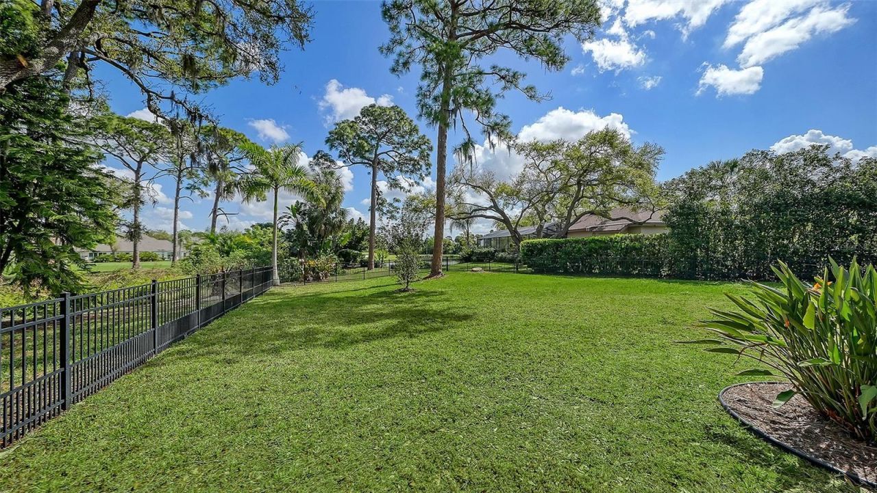 7937 Broadmoor Pines Boulevard , Sarasota, FL 34243 Photo