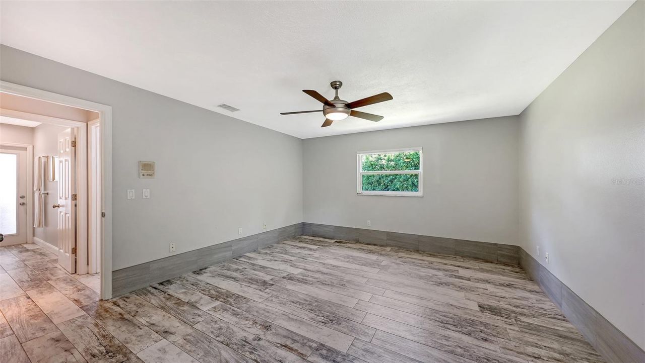 7937 Broadmoor Pines Boulevard, Sarasota, FL 34243 Photo