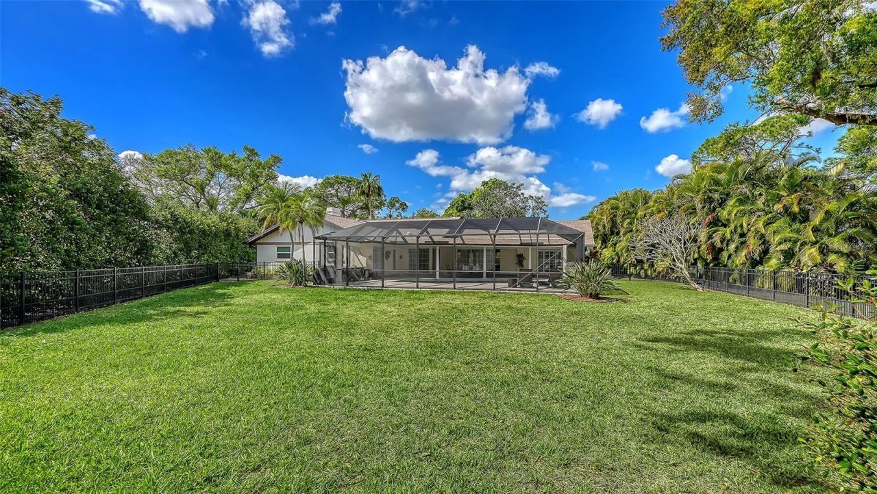 7937 Broadmoor Pines Boulevard , Sarasota, FL 34243 Photo