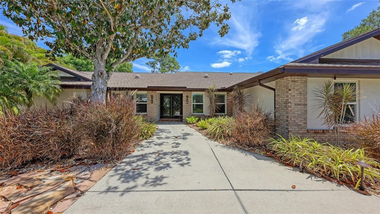 7937 Broadmoor Pines Boulevard, Sarasota, FL 34243 Photo