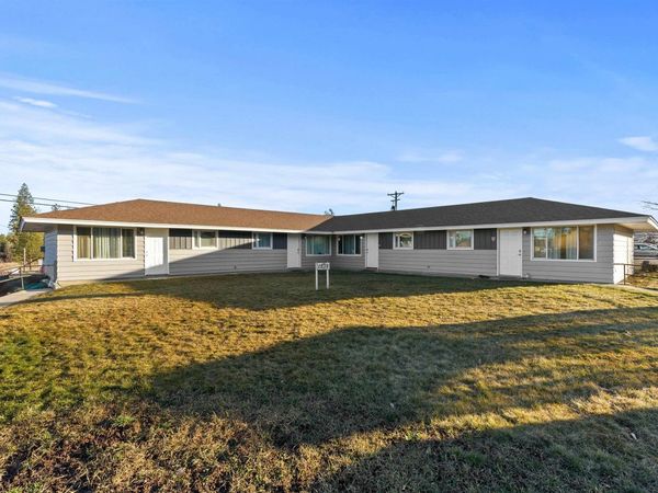 1239 1st St, Cheney, WA 99004