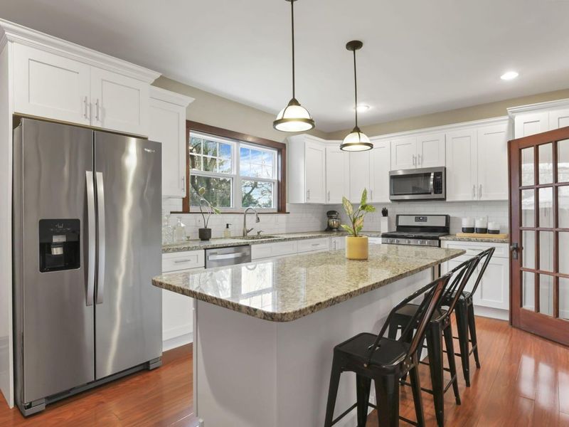 99 E Pacemont Road, Columbus, OH 43202 Photo 15