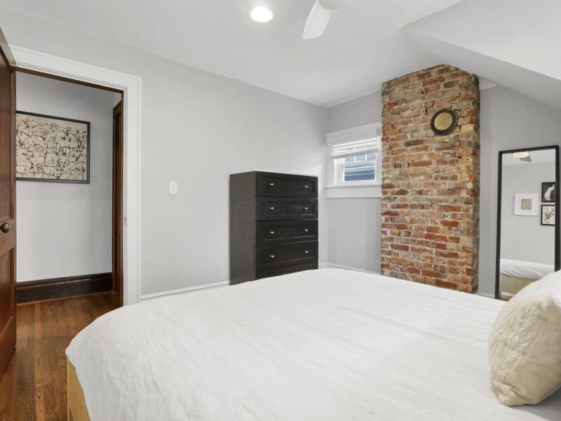 99 E Pacemont Road, Columbus, OH 43202 Photo 26