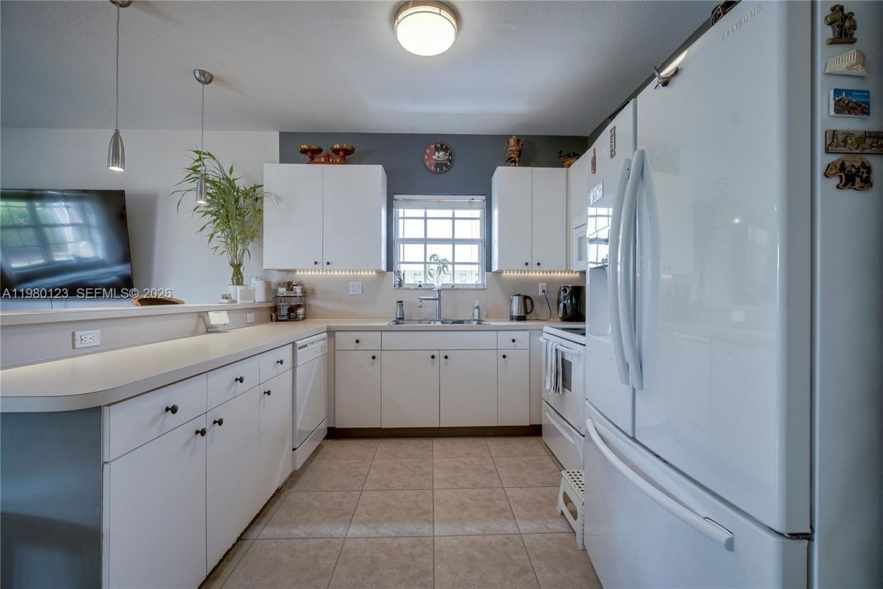 9837 SW 159th Ct , Miami, FL 33196 Photo