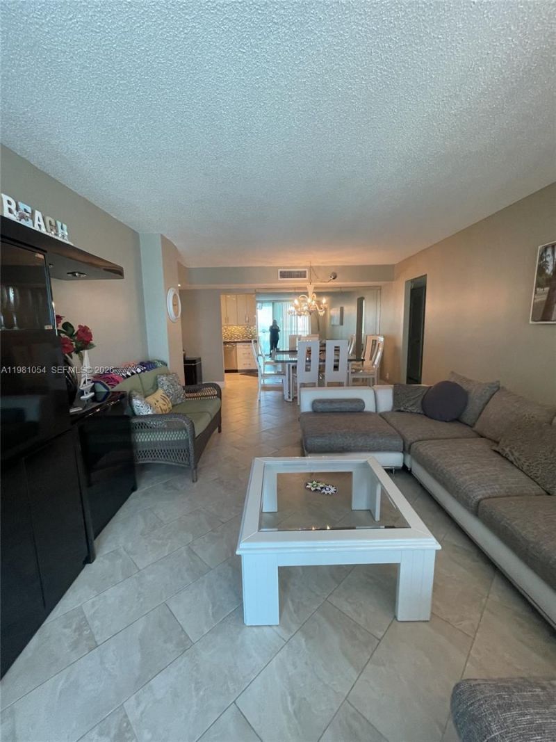 1410 S Ocean Dr, Unit 402, Hollywood, FL 33019 Photo