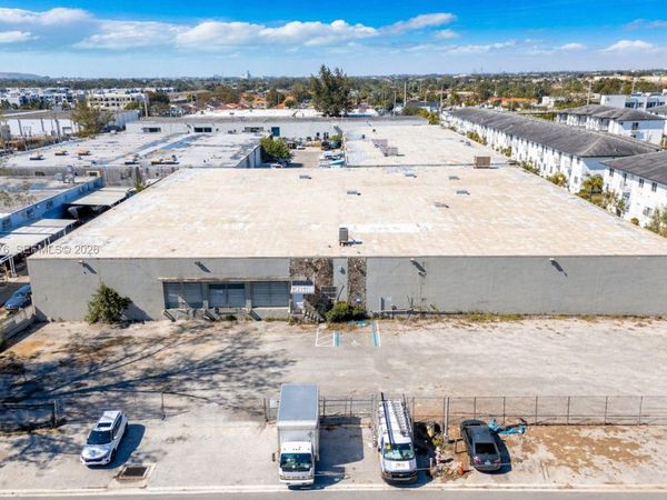 7620 W 2nd Ct, Hialeah, FL 33014