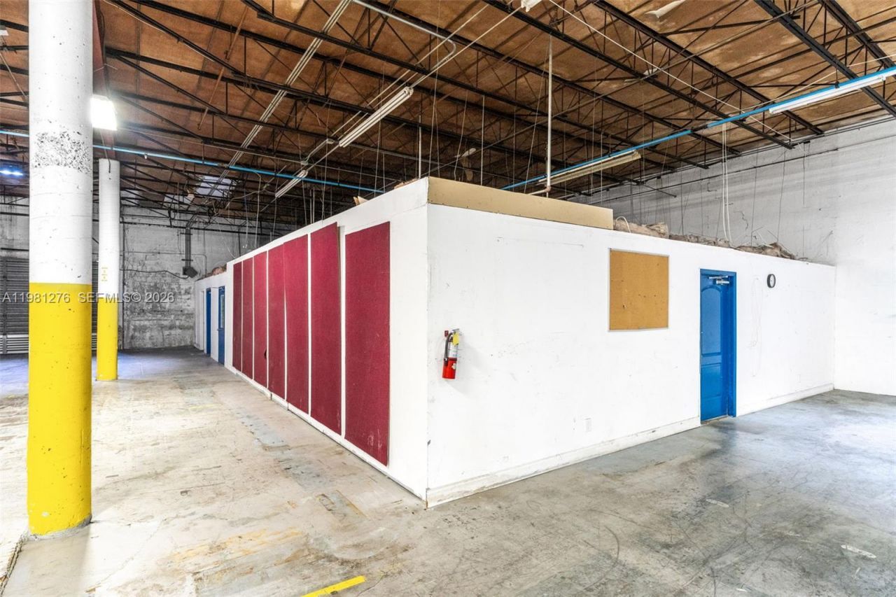 7620 W 2nd Ct, Hialeah, FL 33014 Photo