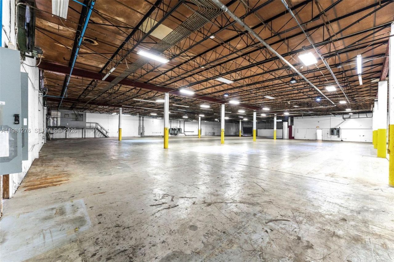 7620 W 2nd Ct, Hialeah, FL 33014 Photo