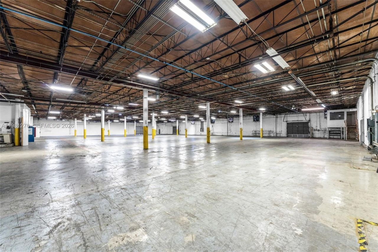 7620 W 2nd Ct, Hialeah, FL 33014 Photo