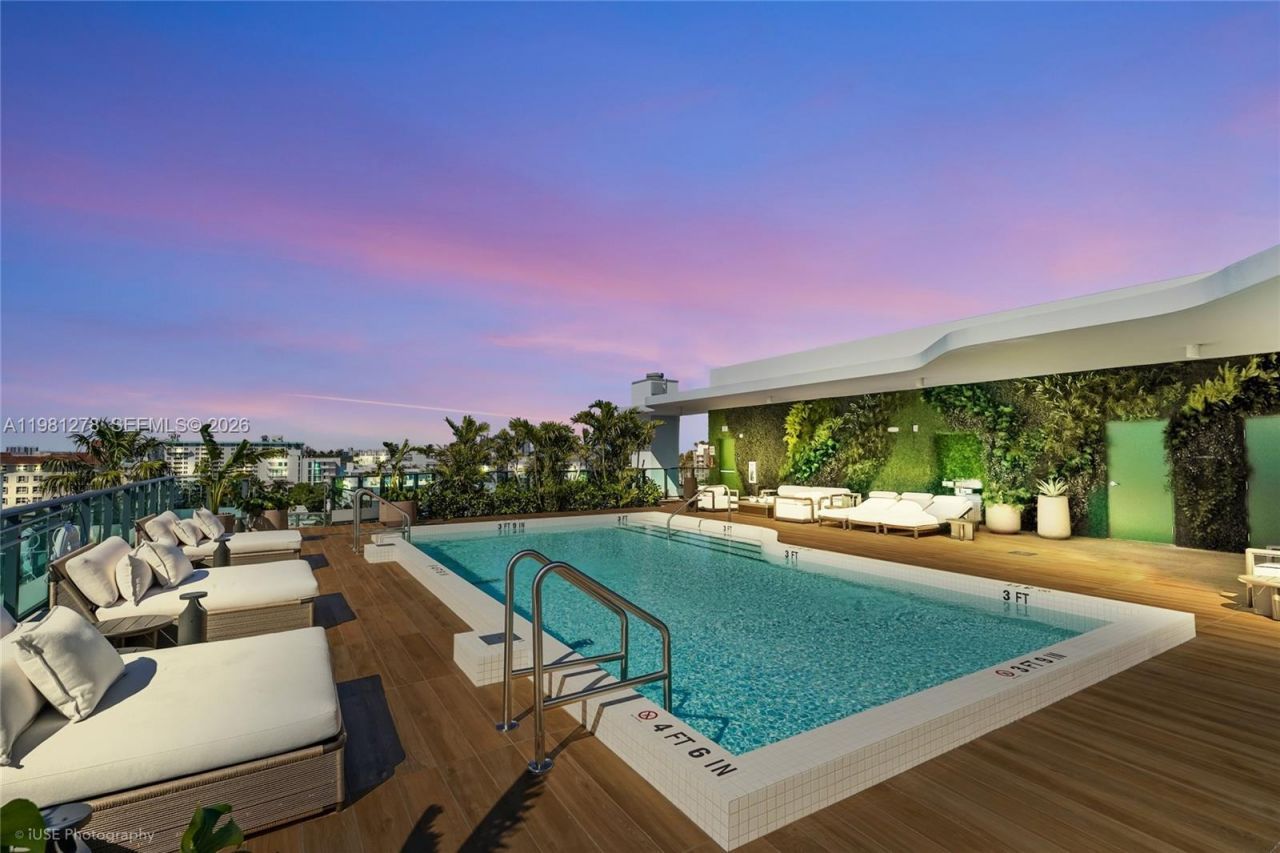 9901 W Bay Harbor Dr , Unit 303, Bay Harbor Islands, FL 33154 Photo