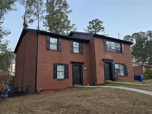 470 Charleston Lane , Lawrenceville, GA 30046