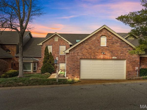 730 Willow Spring Hill Court , Chesterfield, MO 63017