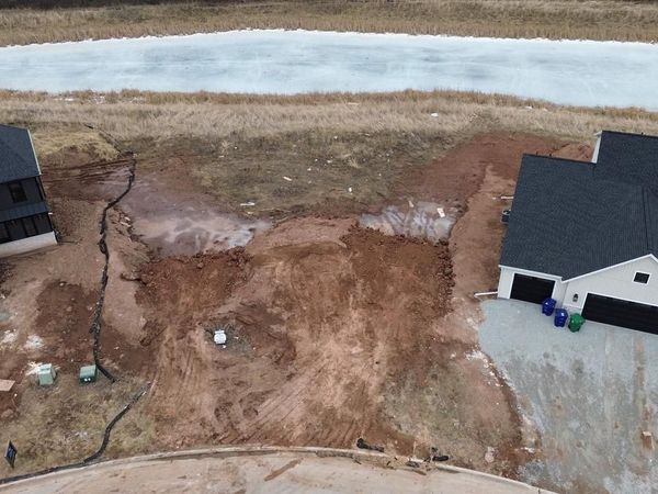 2500 N STELLITA CIRCLE, De Pere, WI 54115