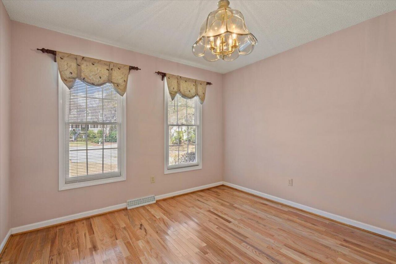 698 Whispering Marsh Drive Photo 10