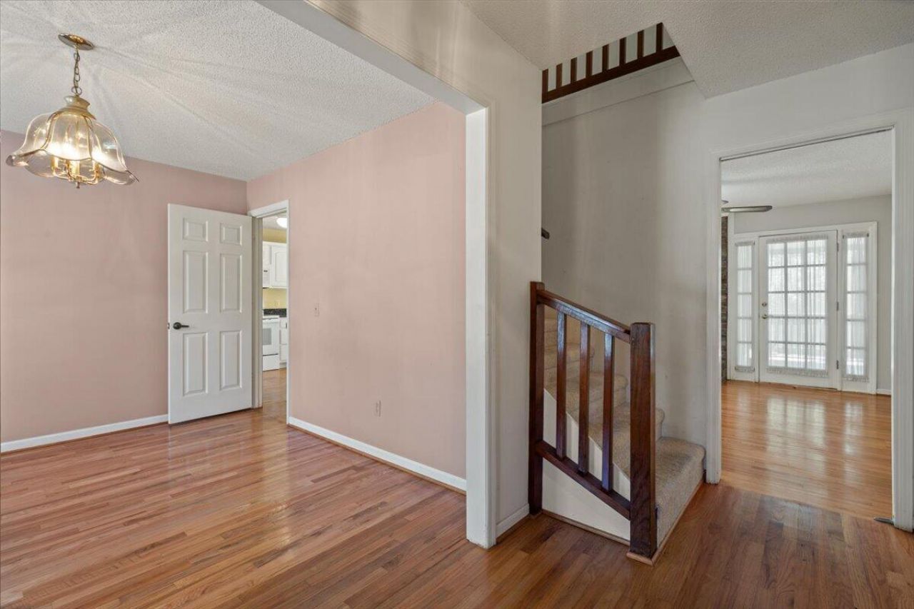 698 Whispering Marsh Drive Photo 11