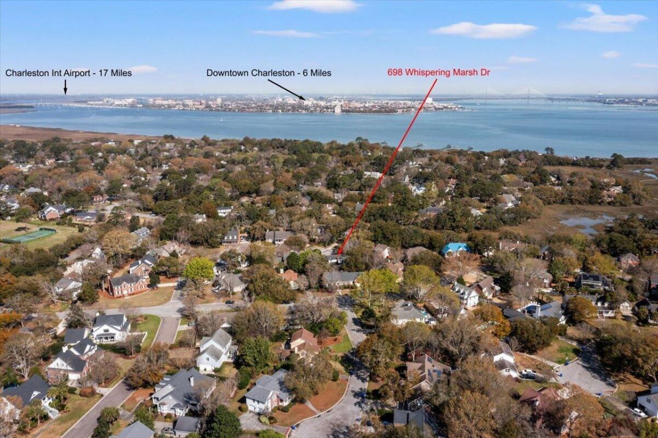 698 Whispering Marsh Drive Photo 4