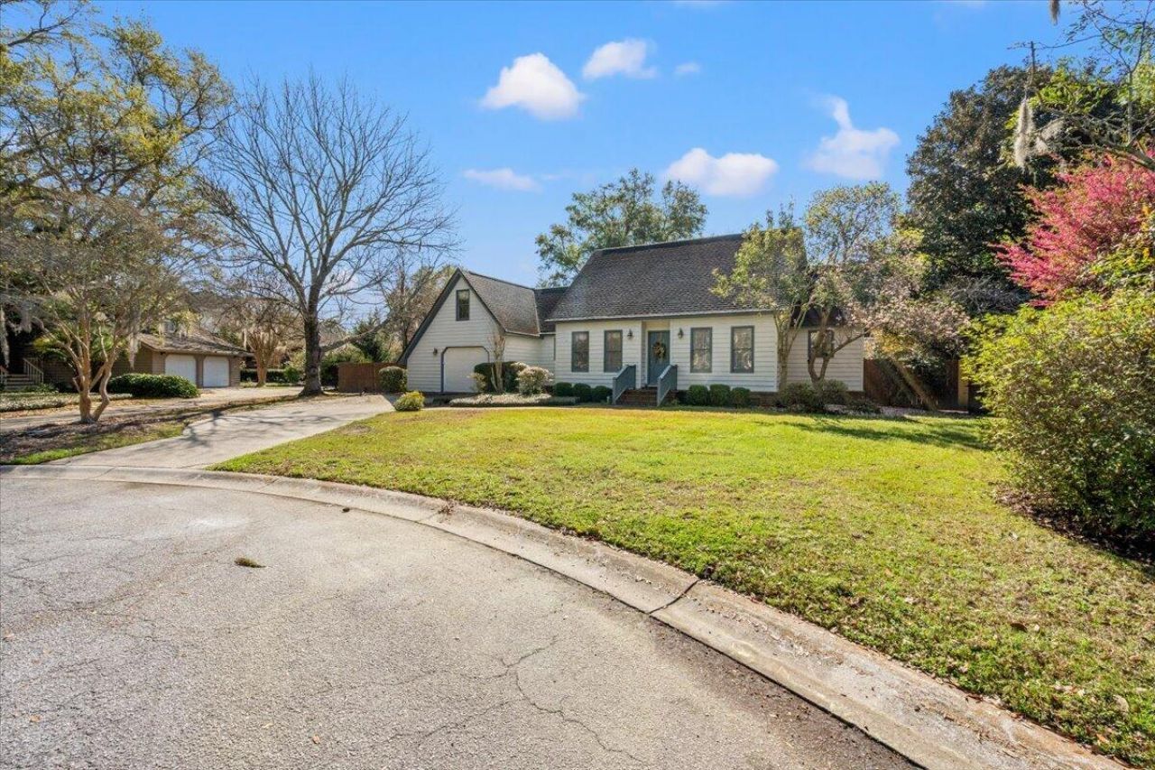 698 Whispering Marsh Drive Photo 6