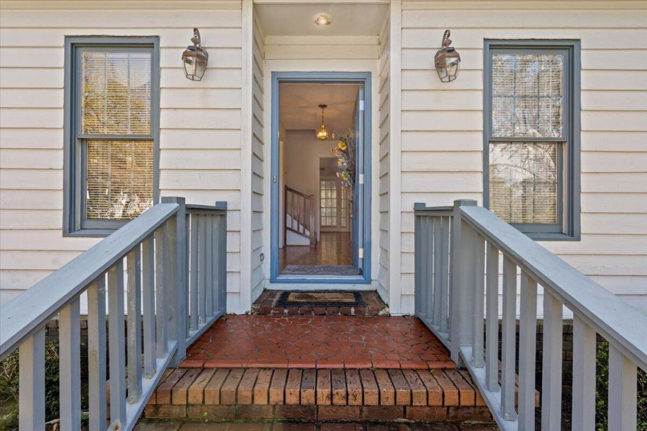 698 Whispering Marsh Drive Photo 8