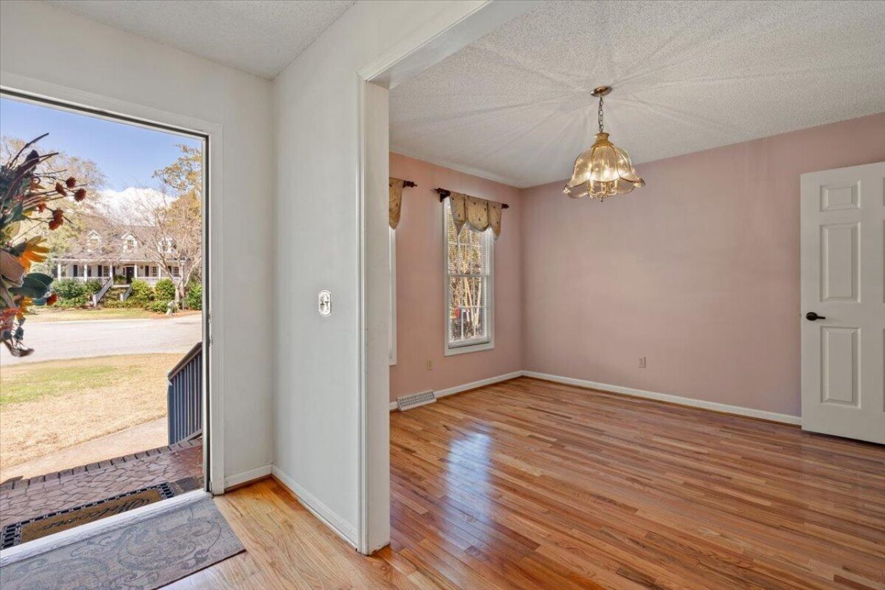 698 Whispering Marsh Drive Photo 9