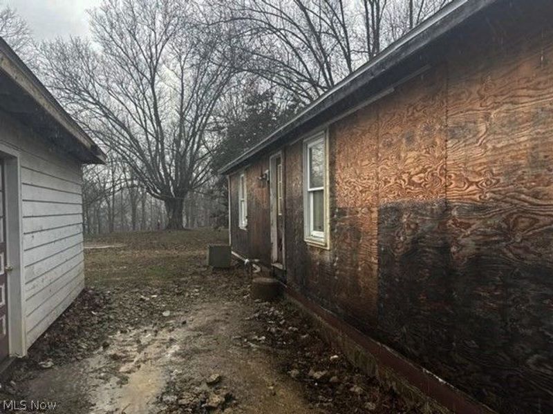 8536 Goddard Craft Lane, Cambridge, OH 43725 Photo 3