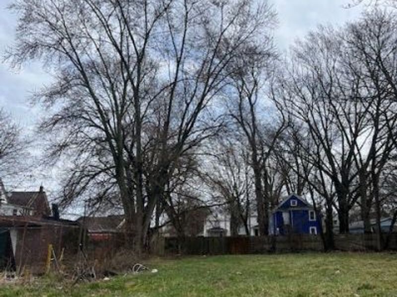 805 Sumner Street , Akron, OH 44311 Photo 2