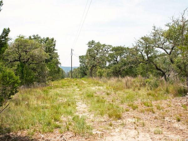 6493 S State Hwy 173, Bandera, TX 78003
