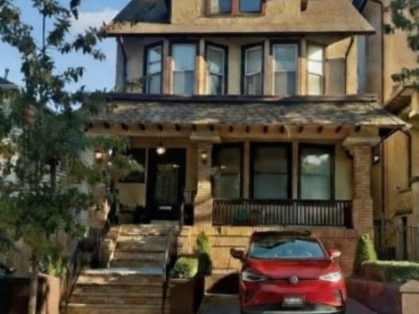 376 Fairmount Ave, Jersey, NJ 07306