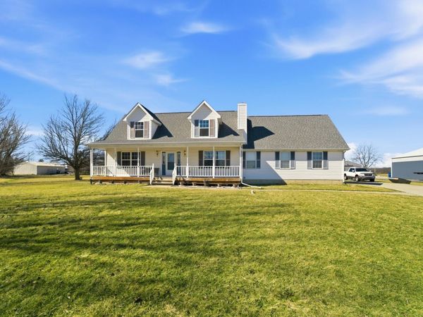 664 Windy Meadow Court, Hebron, IN 46341