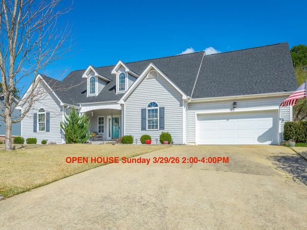 2435 Chimney Lake Circle, Soddy Daisy, TN 37379