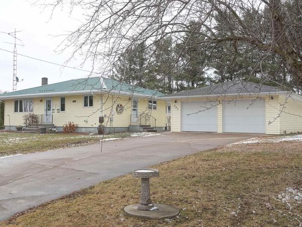 327 S 4TH STREET, Dorchester, WI 54425