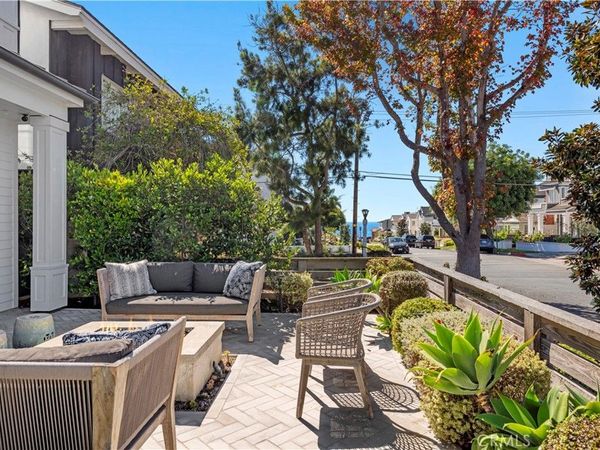 302 Orchid Avenue, Corona Del Mar, CA 92625