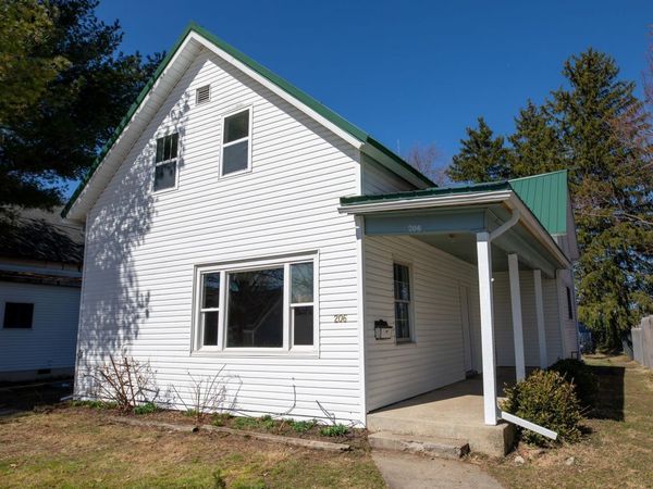 206 W Williams Street, Argos, IN 46501