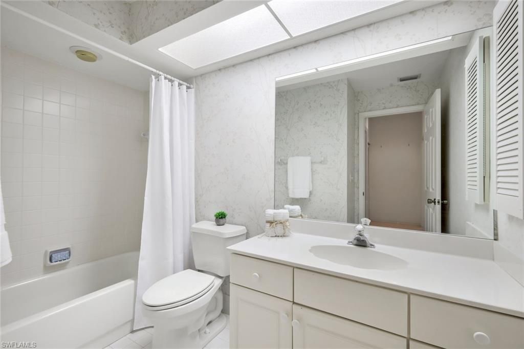 16540 Heron Coach Way, Unit 406, Fort Myers, FL 33908 Photo