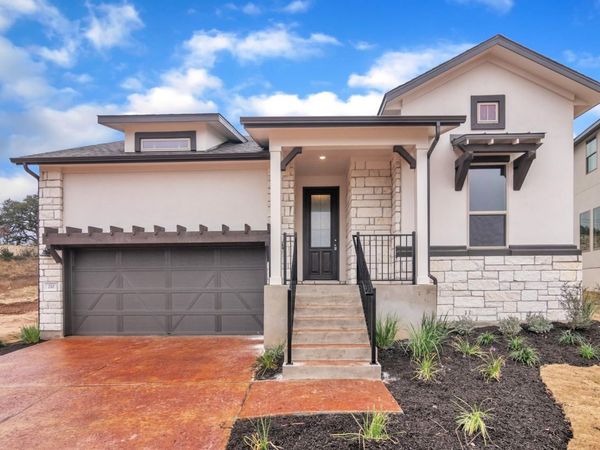 210 Gulfton ST, Lakeway, TX 78738