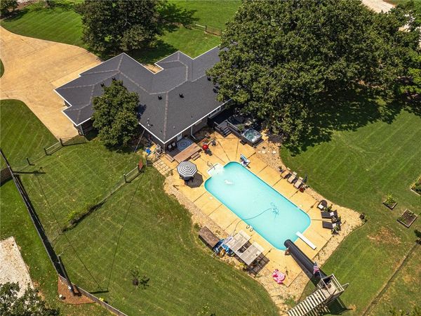 12136 Bedrock Lane , Bentonville, AR 72712