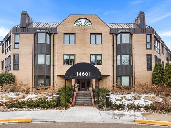 14601 Atrium Way, Unit 332, Minnetonka, MN 55345