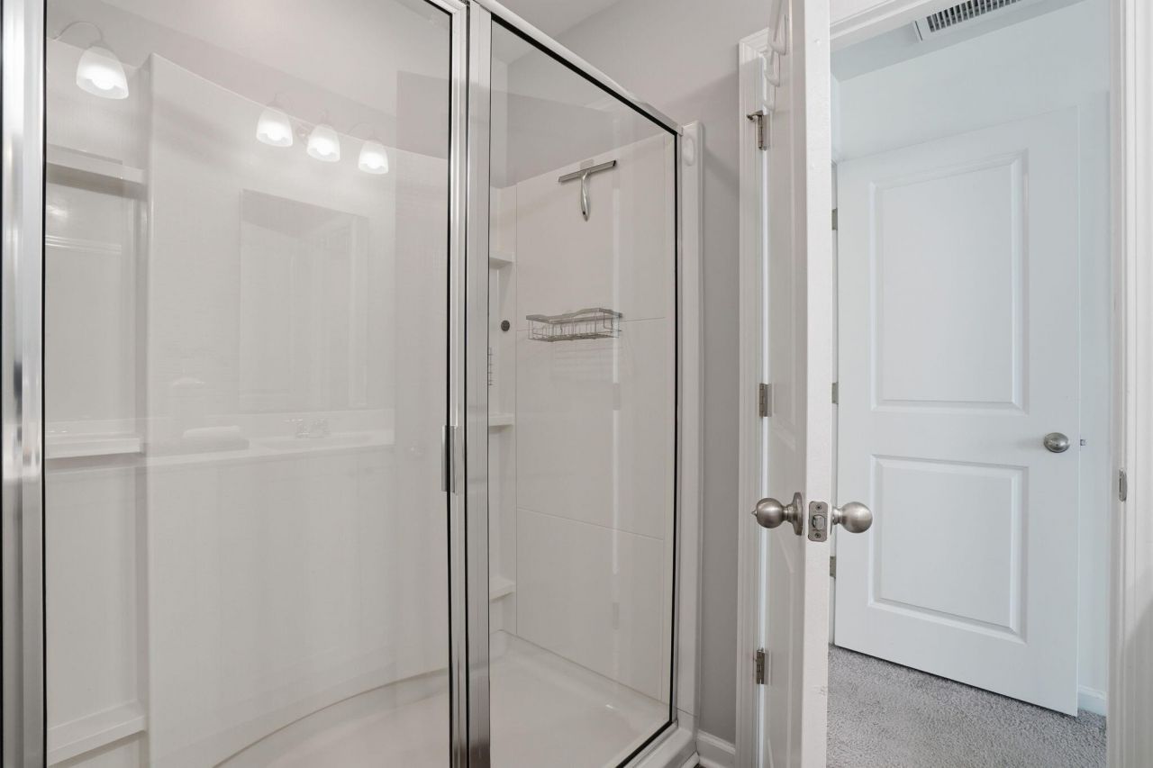 1863 Towne Street Photo 21