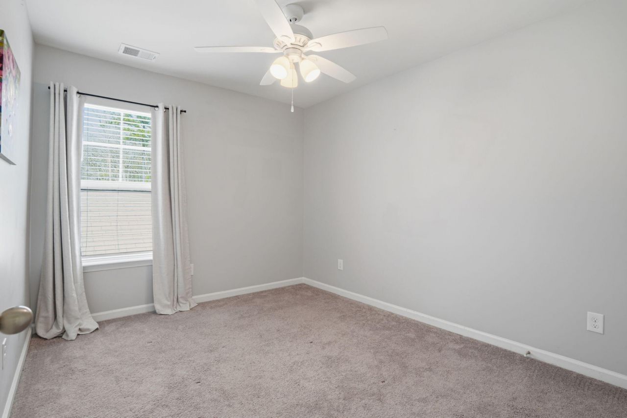 1863 Towne Street Photo 22