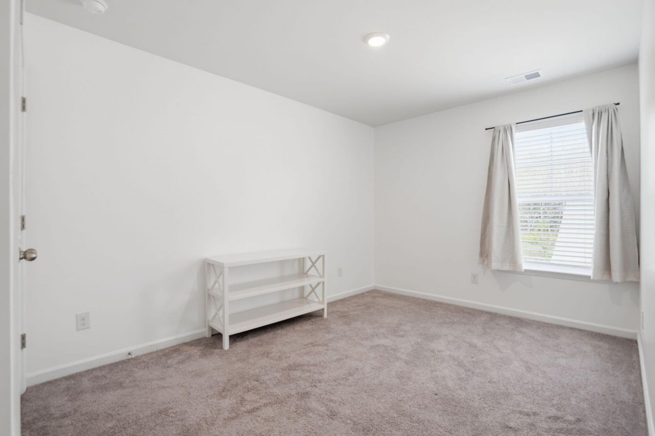 1863 Towne Street Photo 23