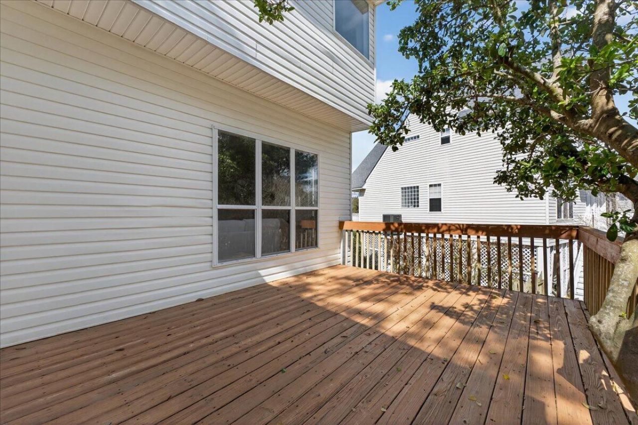 1415 Black River Drive Photo 18