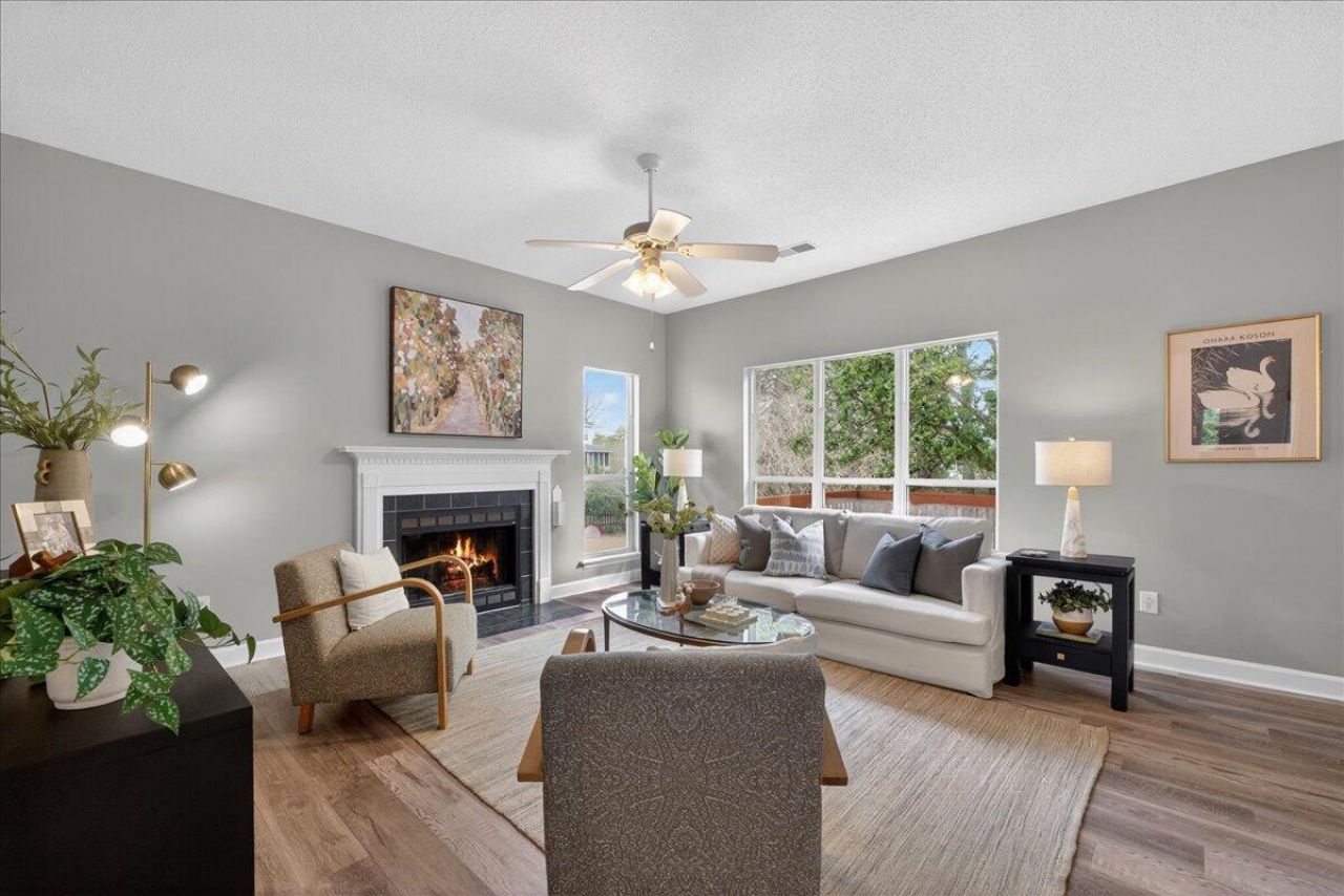 1415 Black River Drive Photo 4