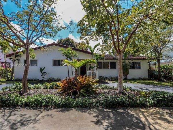 1628 Monroe St , Hollywood, FL 33020