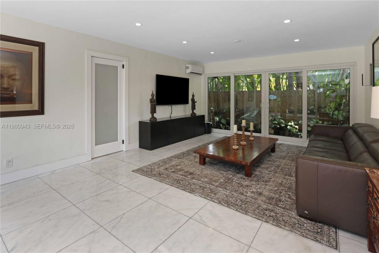 1628 Monroe St, Hollywood, FL 33020 Photo