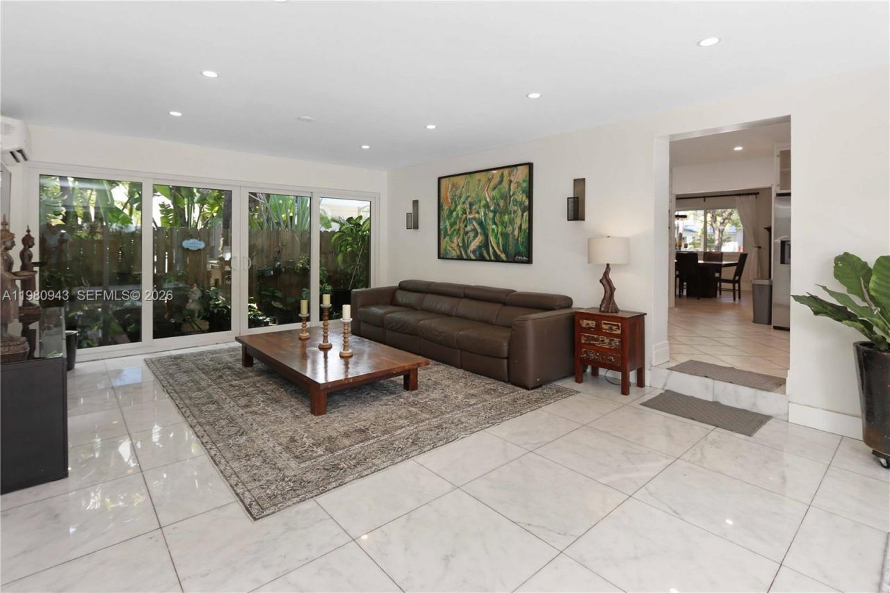 1628 Monroe St, Hollywood, FL 33020 Photo