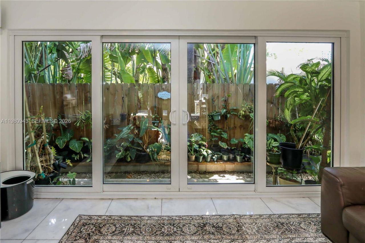 1628 Monroe St, Hollywood, FL 33020 Photo