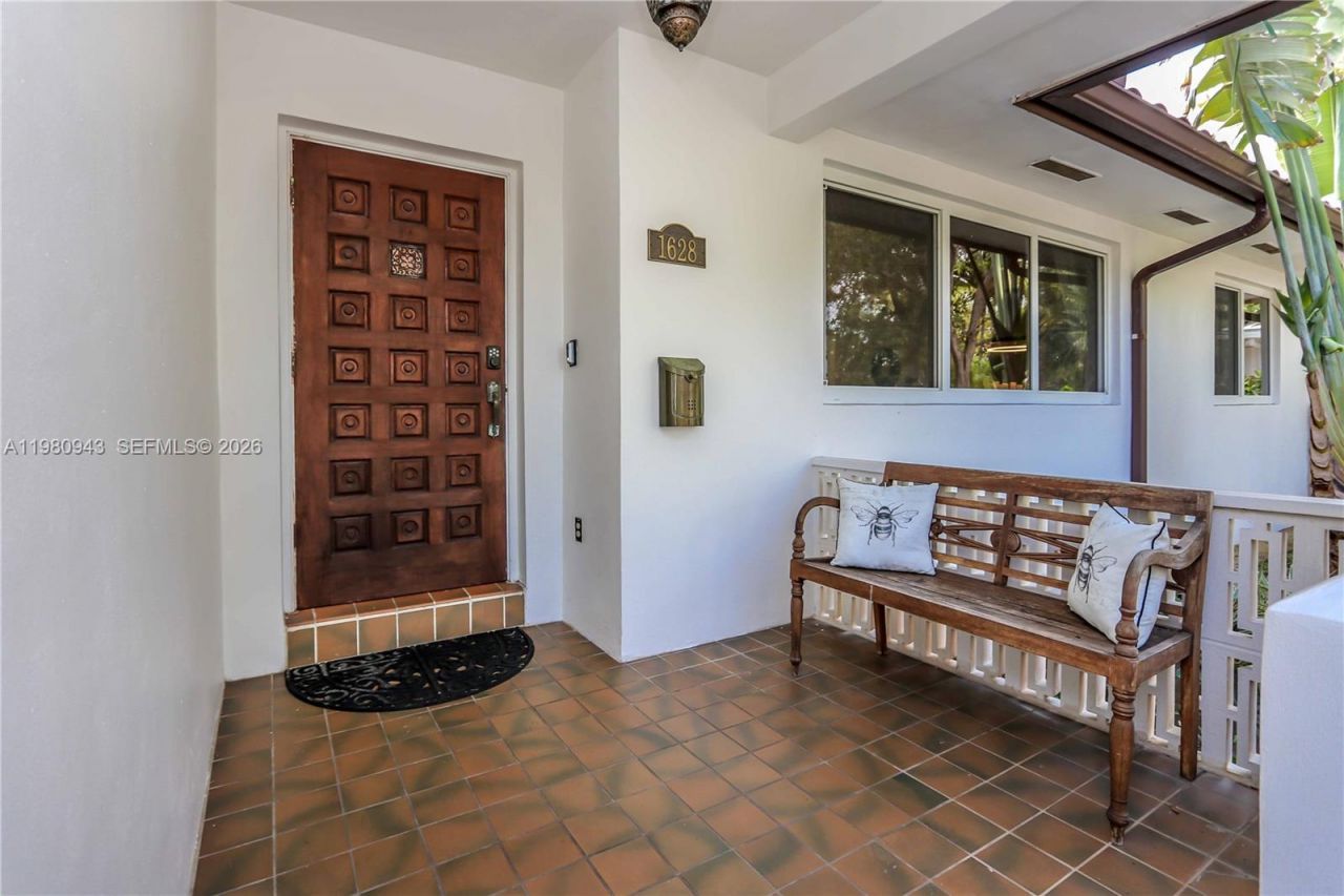 1628 Monroe St, Hollywood, FL 33020 Photo