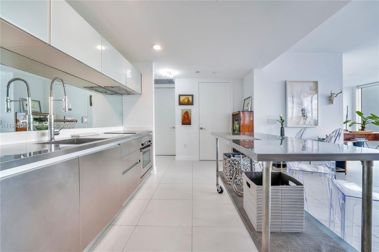 1040 Biscayne Blvd, Unit 3306, Miami, FL 33132 Photo